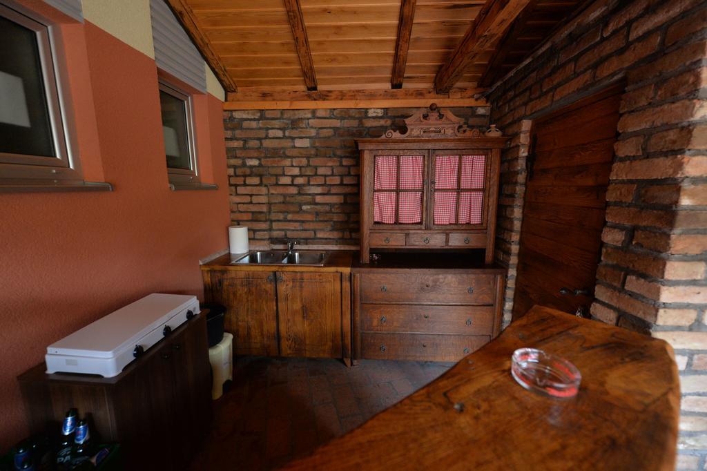 Apartmani Spoljar Zupanja Exterior photo